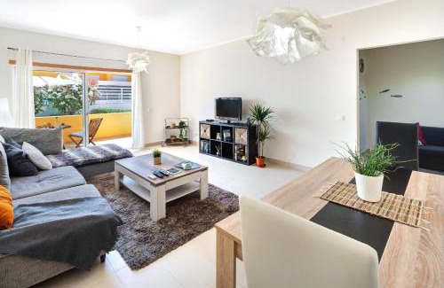 Canada Casa | Mr. Stuart House