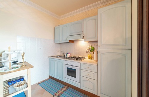 Cabras Apartamento | Mricky House - Two Bedroom Apartment, Sleeps 4