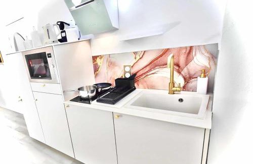 Cancale Apartamento | MRODBNB - Escapade Romantique - Appart Neuf- 25m Plage & Resto - Ciné - Popcorn - Ciel de Pluie XXL