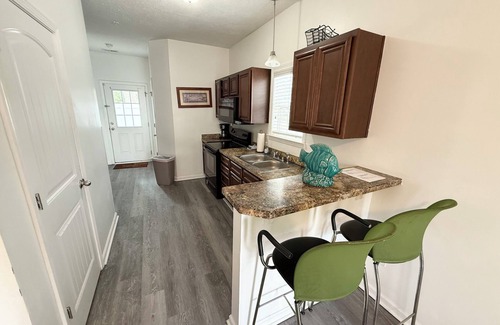 Myrtle Beach Cabaña | MRV73, cabaña de 3 dormitorios, 1 cuadra de la playa!