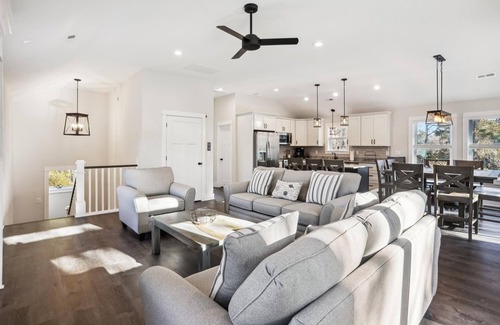 Monteray Shores Casa | MS-9 - Chasing Tides- Sunday to Sunday Soundside! Pvt Pool and Hot Tub