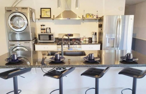 Encanto Estates Apartamento | *Msg for 5%off*1Bed1Bath HugeGuesthouse MidtownPHX
