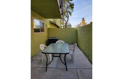 North Mountain Condominio | Msg for 5%off 2Bed1Bath KingQueenBeds NorthPHX