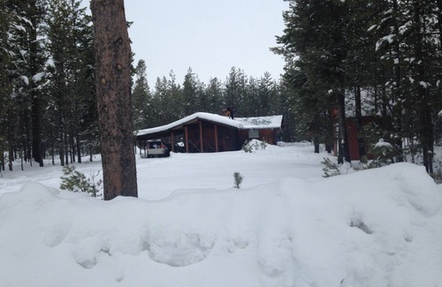Sunriver Cabina | Mt Bachelor Cabin con NUEVA bañera de hidromasaje, minutos para Sunriver, 20 minutos para soltero