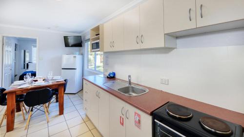 Mount Larcom Complejo | Mt Larcom Tourist Park