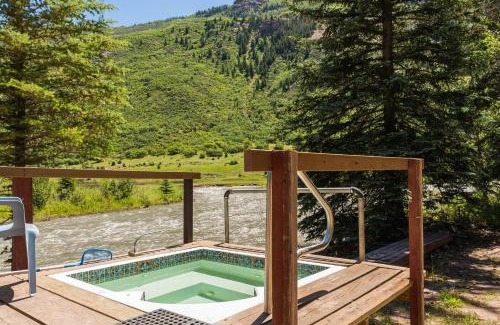 Carbondale Casa | Mt. Sopris Cabin at Filoha Meadows