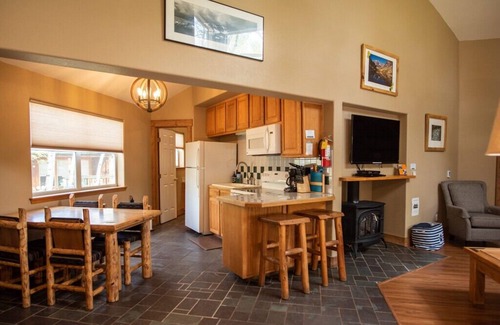 Salida Chalet De Esquí | Mt. Yale Chalet at Creekside chalets