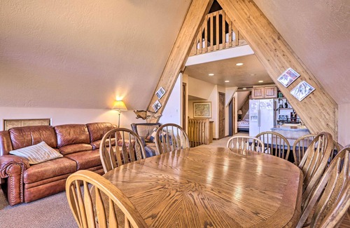 Long Valley Junction Cabaña | Mtn Cabin Between Bryce Canyon & Zion Nat'l Parks!