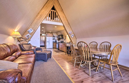 Long Valley Junction Cabaña | Mtn Cabin Between Bryce Canyon & Zion Nat'l Parks!