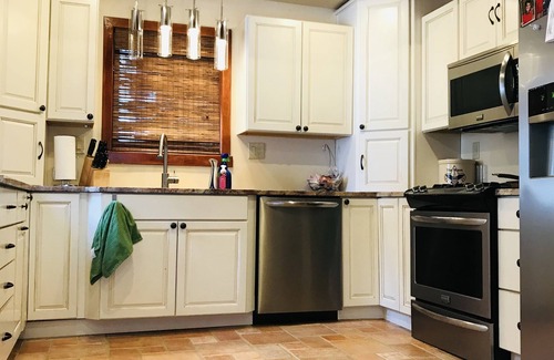 Cascade-Chipita Park Casa | Mtn Home 3200 SF, 2 Acres, Decks, Bar, Foosball, Spa Bath, Firepit, Views!