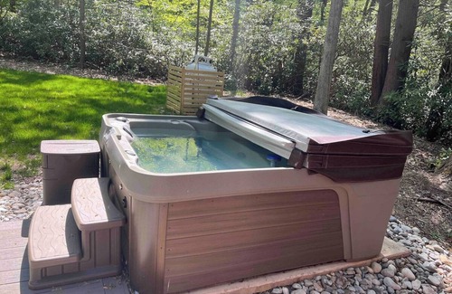 Tannersville Casa | Mtn Rd Cottage -HOT TUB-Close 2 Camelback/Shopping