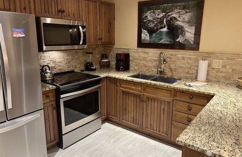 Breckenridge Condominio | Unidad de esquina Mountain Thunder Lodge 2BR / 2BA - Ski In / Gondola Out - Walk to Town
