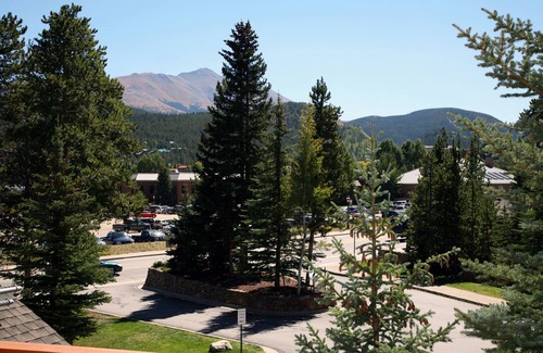 Breckenridge Condominio | Unidad de esquina Mountain Thunder Lodge 2BR / 2BA - Ski In / Gondola Out - Walk to Town