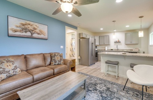 Banner Hill Cabaña | Mtn-View Cottage w/ Garden & Yard in Erwin!