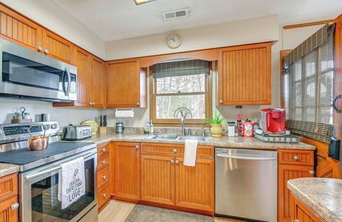 Franklin Casa | Mtn-View Home w/ Game Room in Franklin!