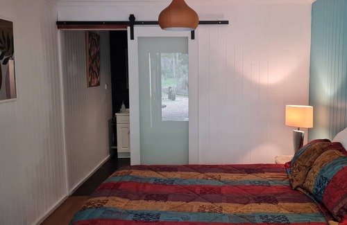 Yandaran Apartamento | Mudhouse Manor - Rural Retreat. Pet friendly acreage.