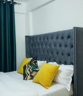Kasarani Apartamento | Mueni's Gateway Cribs