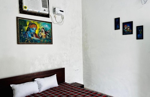 Barsana Casa | Mukhiya Ji Kripa Nikunj-Guesthouse