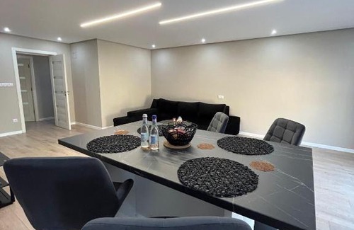 Hunedoara Apartamento | Muki House