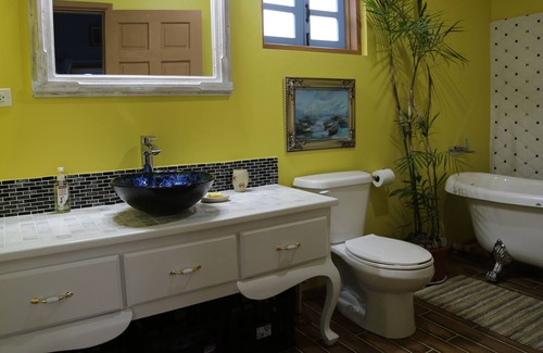 Treasure Beach Casa | Mulberry Cottage, a 3 minutos a pie de la playa!