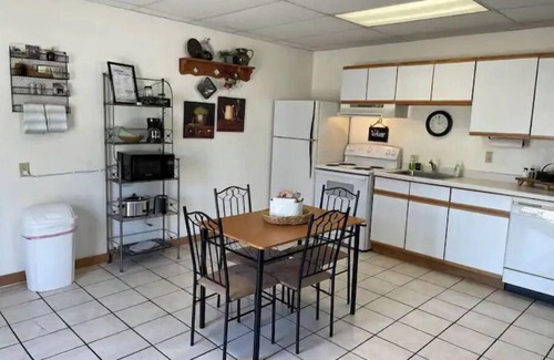 Nauvoo Apartamento | Mulholland Garden Apartment