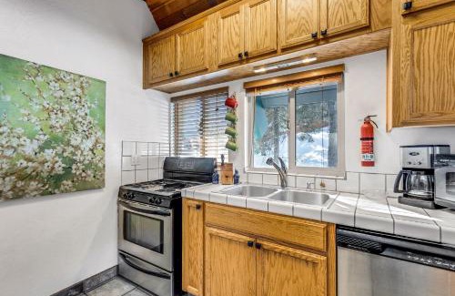 Bear Valley Casa | Multi-Family Cabin in Great Location #183