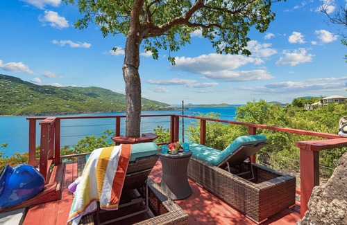 Peterborg Villa | Minutes to Magens Bay - POOL - Views - Dining