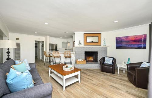 Balboa Peninsula Casa | Multi Level Oceanfront Home With Oceanviews and Private Patio on the Boardwalk