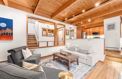 Keystone Casa | Multilevel Townhome Near the Slopes, Includes Poolhouse with Hot Tub & Sauna!