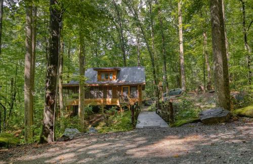 Saluda Casa | Multiple cabins at Cabin Fever
