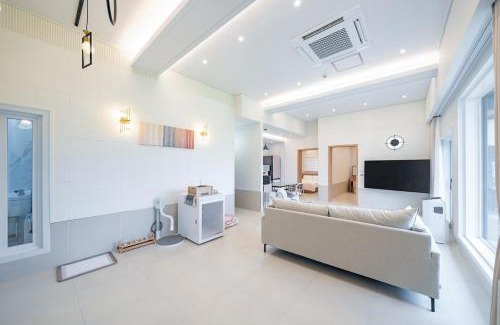 Paeksajang Casa | Mungs Club Pet friendly Pool Villa