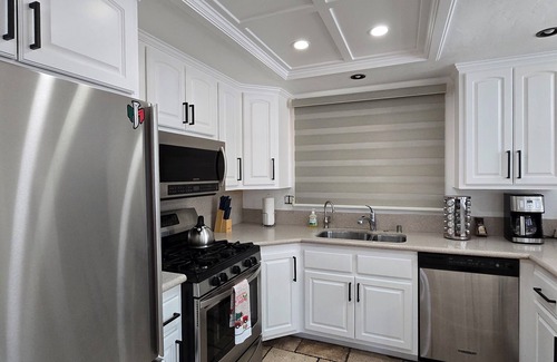 Summit Estates Apartamento | Munguia Summit Camp Modern Home Unit B