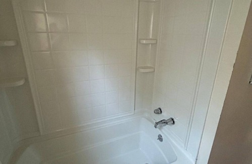 Tougaloo Casa | Mural House - Delightful 3 Br 2 Bath home in Fondren Area