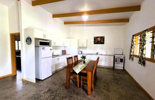 Muri Casa | Muri Homeland Villa