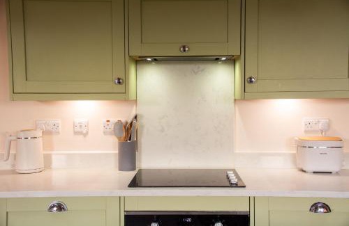 Llanddaniel Fab Casa | Murmur y Coed