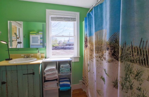 Cannonborough Elliotborough Casa | Murphy on St. Philip, Unit B