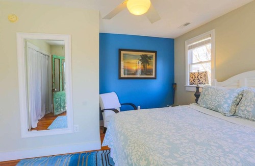 Cannonborough Elliotborough Casa | Murphy on St. Philip, Unit B