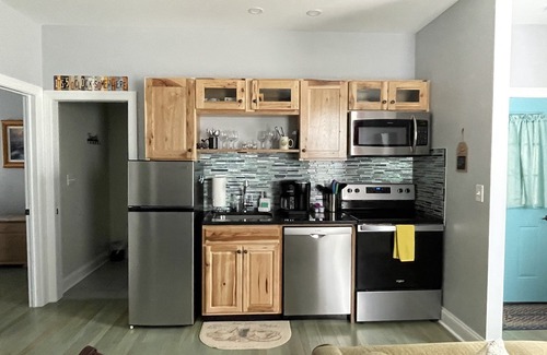 Afton Apartamento | Murphy’s Place 2-bedroom apartment near hiking skiing wineries and breweries.