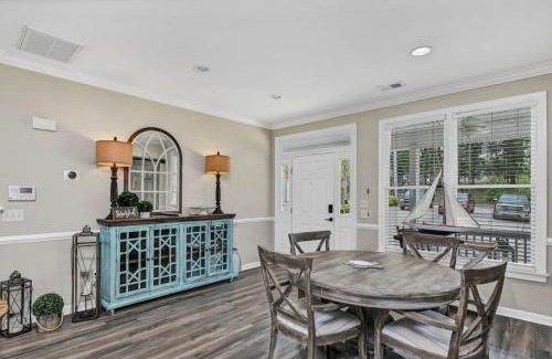 Leesville Casa | Murray Shores Getaway - Kayaks - Sea-Doo for Rent