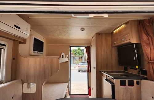 Barka Cabina | Muscat Caravans (BJNCO RVS)