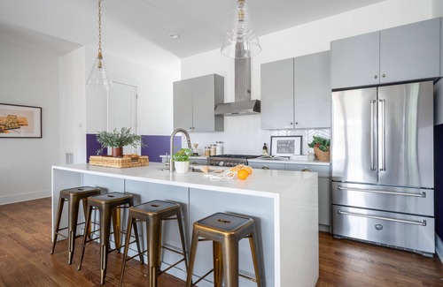East Bank Apartamento | Musgraves & Twain by AvantStay | 2 Unit Buyout w/ 8BR in Heart of Nashville