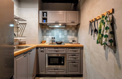 Nana Condominio | Music Art 2-bedroom loft in vibrant CBD near mall, park, skytrain Nana