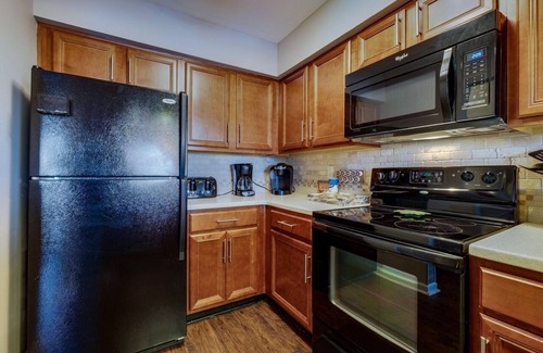 North Capitol Condominio | Ofertas de invierno + ¡Descuentos semanales y mensuales! Broadway 1 milla ⭐️ Walk Downtown ⭐️