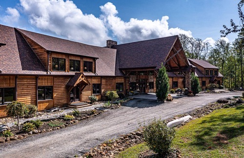 Stanardsville Casa | Music of the Mtns Rm. 203