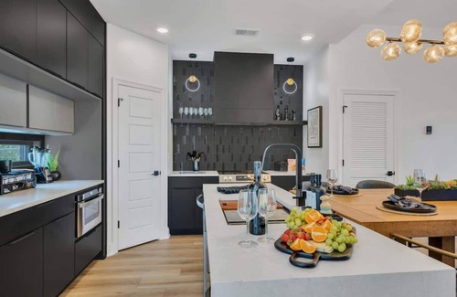 Music Row Casa | Music Row - Luxury Home w/5 en-suites!