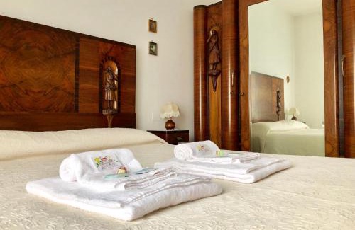 Est Casa | Musicisti House