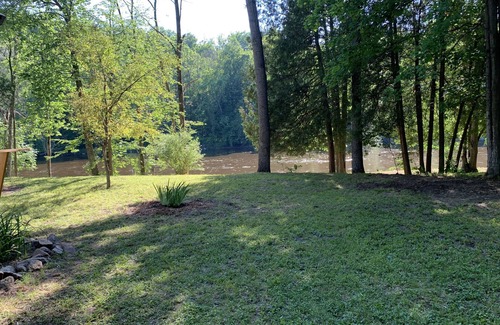 Paris Cabina | Muskegon River Cabin