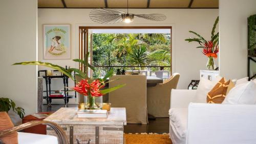Bangalow Casa | Mustique - 3 BR Caribbean-inspired village retreat