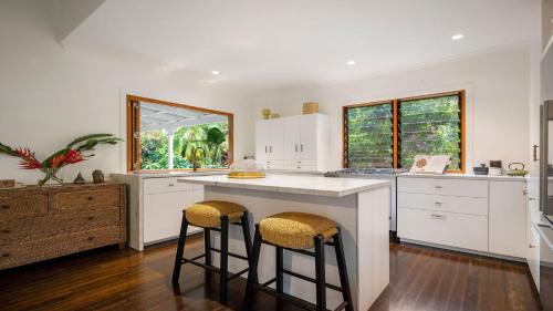 Bangalow Casa | Mustique - 3 BR Caribbean-inspired village retreat