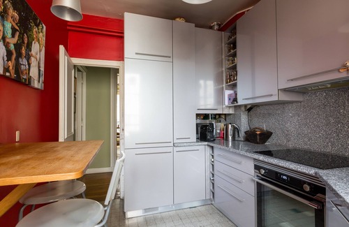 Batignolles Apartamento | Apartamento 2BR tradicionalmente elegante en el 17, cerca de Moulin Rouge, por Veeve